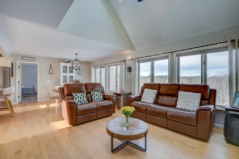 12 Mccormack Lane Eaton NH 03832