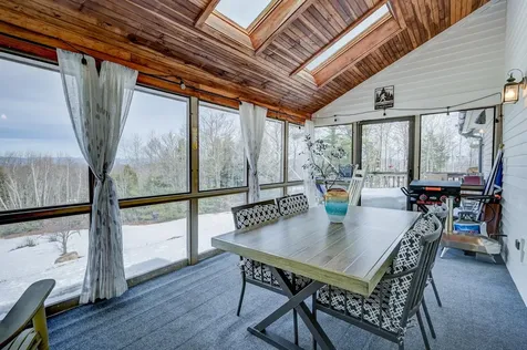 12 Mccormack Lane Eaton NH 03832