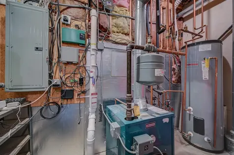 12 Mccormack Lane Eaton NH 03832