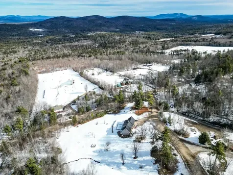 12 Mccormack Lane Eaton NH 03832