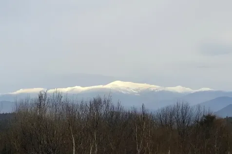 12 Mccormack Lane Eaton NH 03832