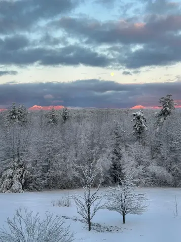 12 Mccormack Lane Eaton NH 03832