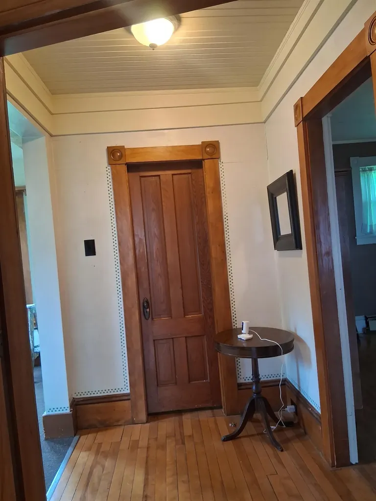 30 Cross Street Littleton NH 03561