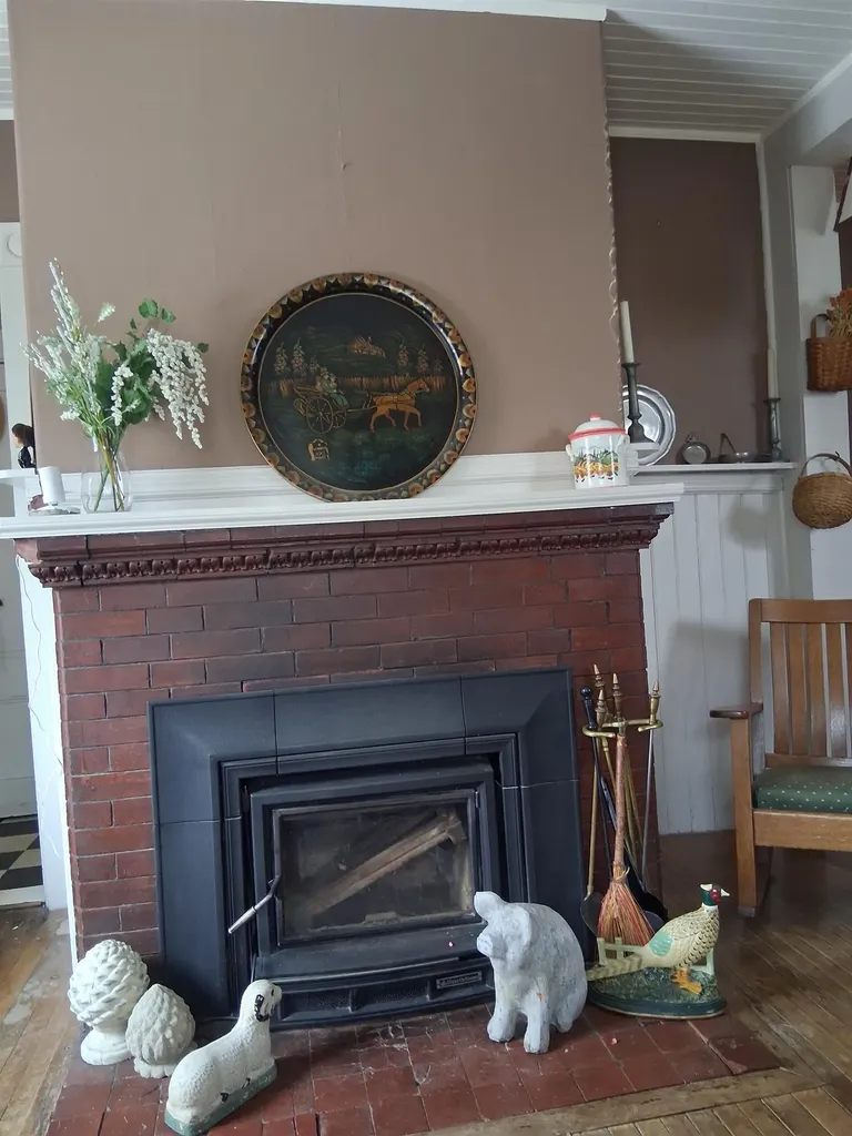 30 Cross Street Littleton NH 03561