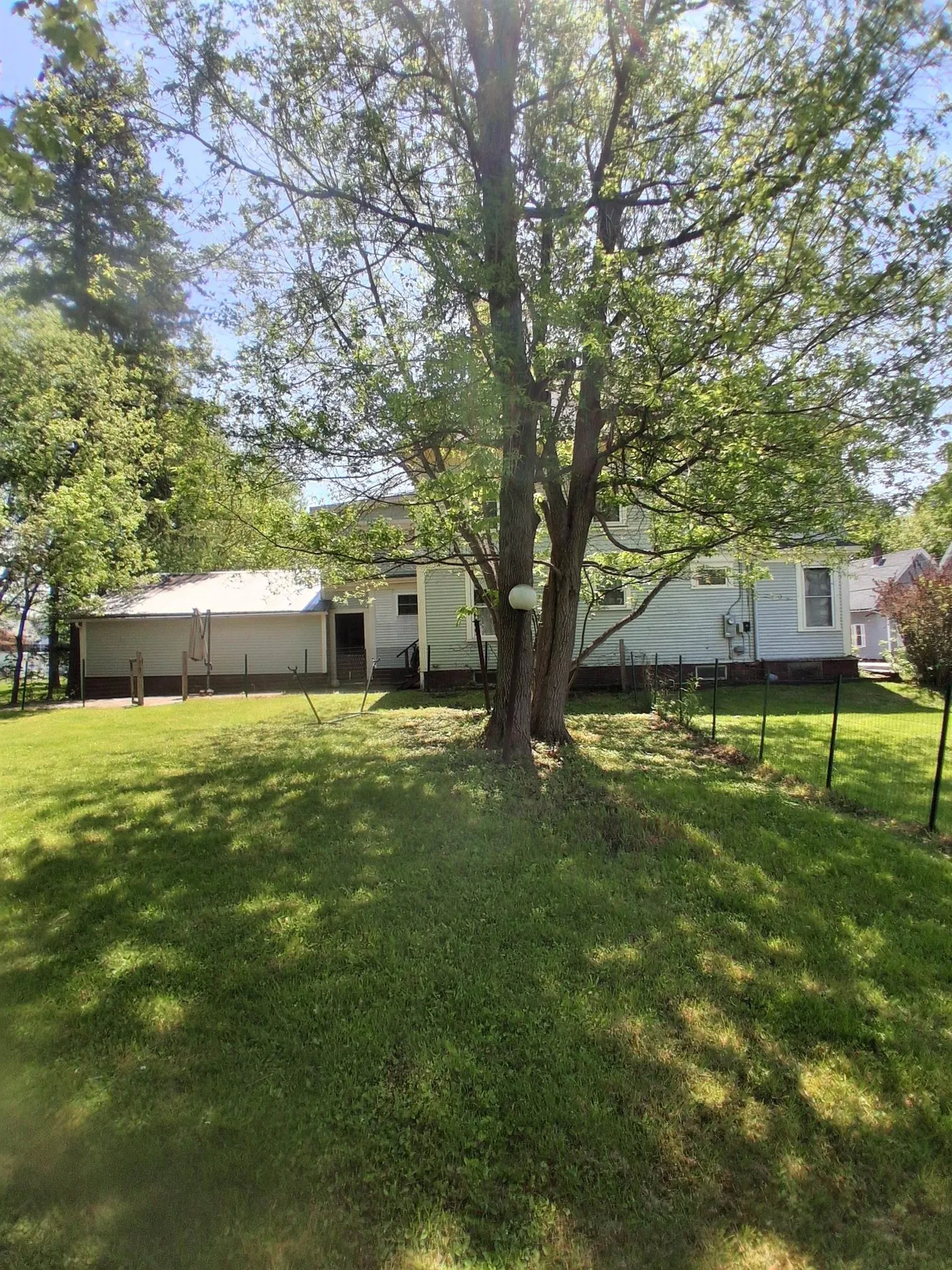 30 Cross Street Littleton NH 03561