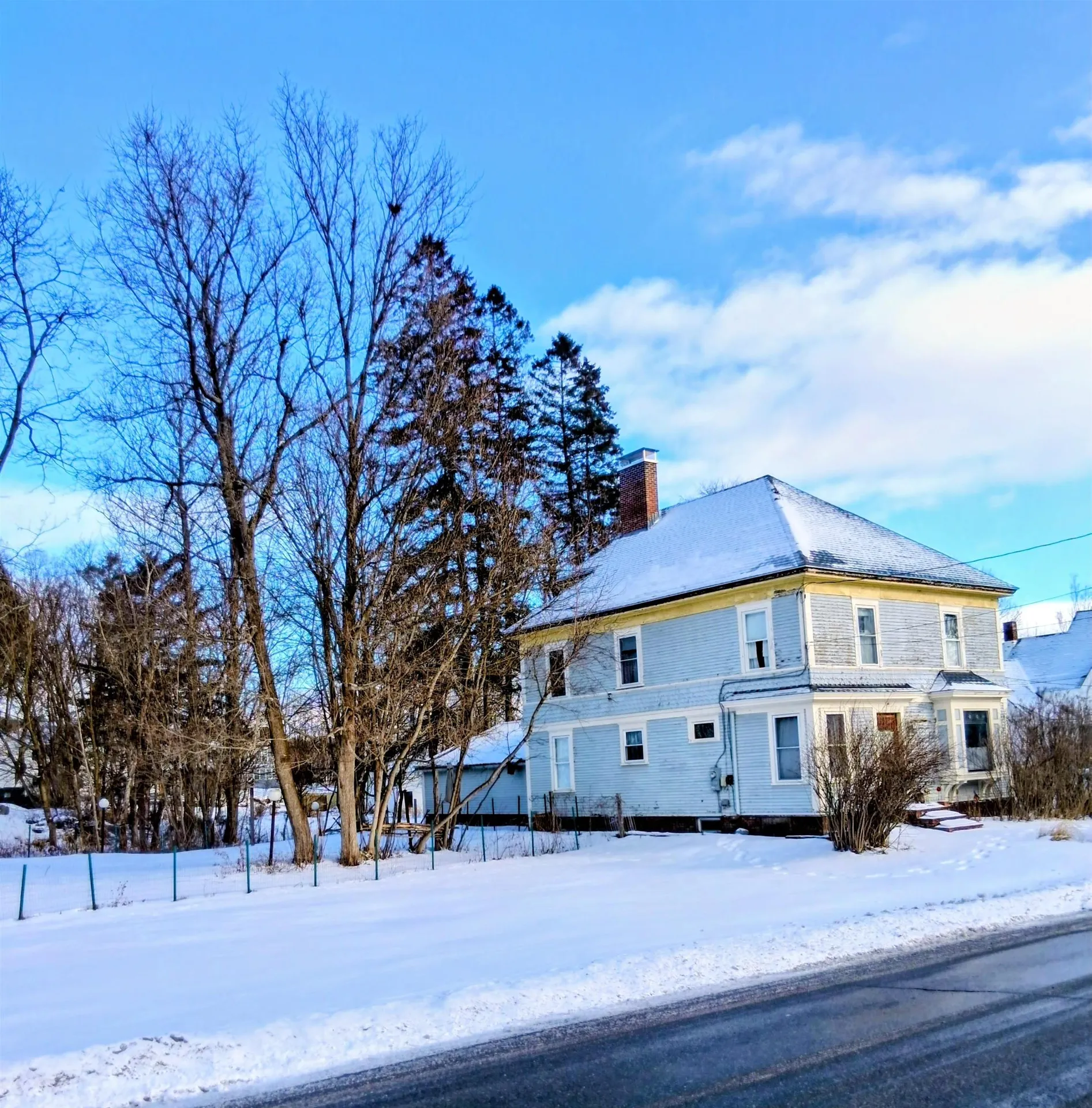 30 Cross Street Littleton NH 03561