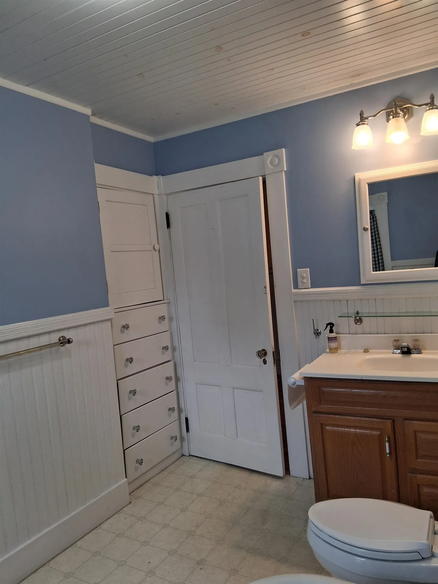 30 Cross Street Littleton NH 03561