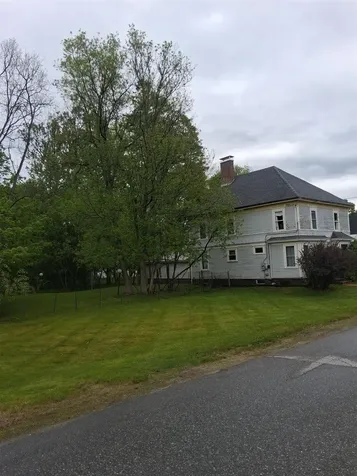 30 Cross Street Littleton NH 03561