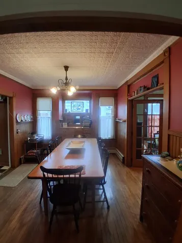 30 Cross Street Littleton NH 03561