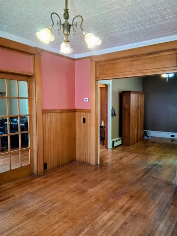 30 Cross Street Littleton NH 03561