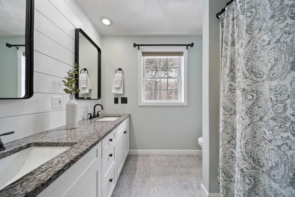 19 Partridge Lane Plaistow NH 03865