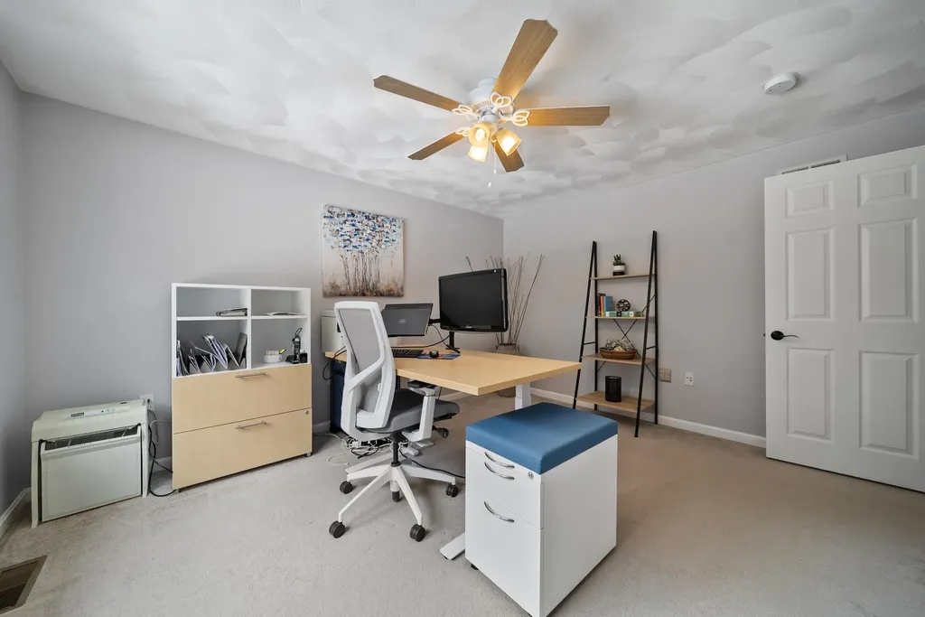 19 Partridge Lane Plaistow NH 03865
