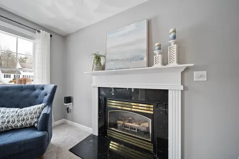 19 Partridge Lane Plaistow NH 03865