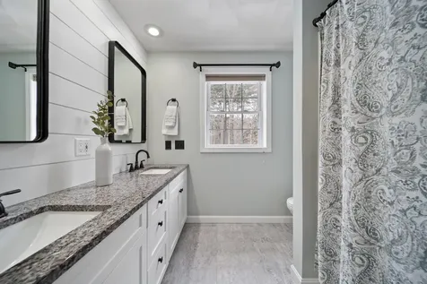 19 Partridge Lane Plaistow NH 03865