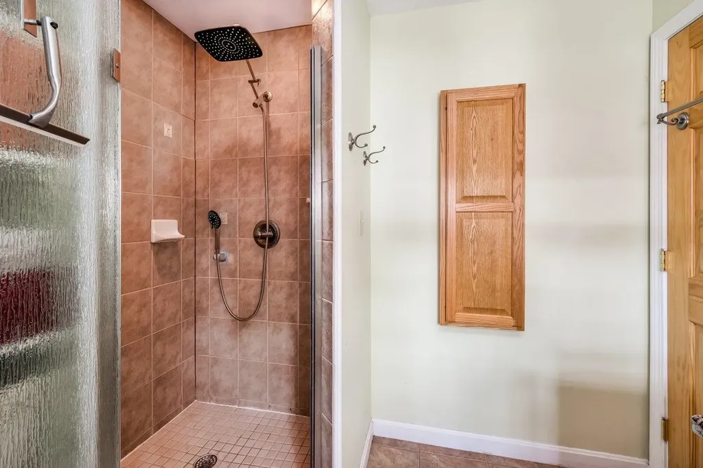 36 Highland Avenue Derry NH 03038