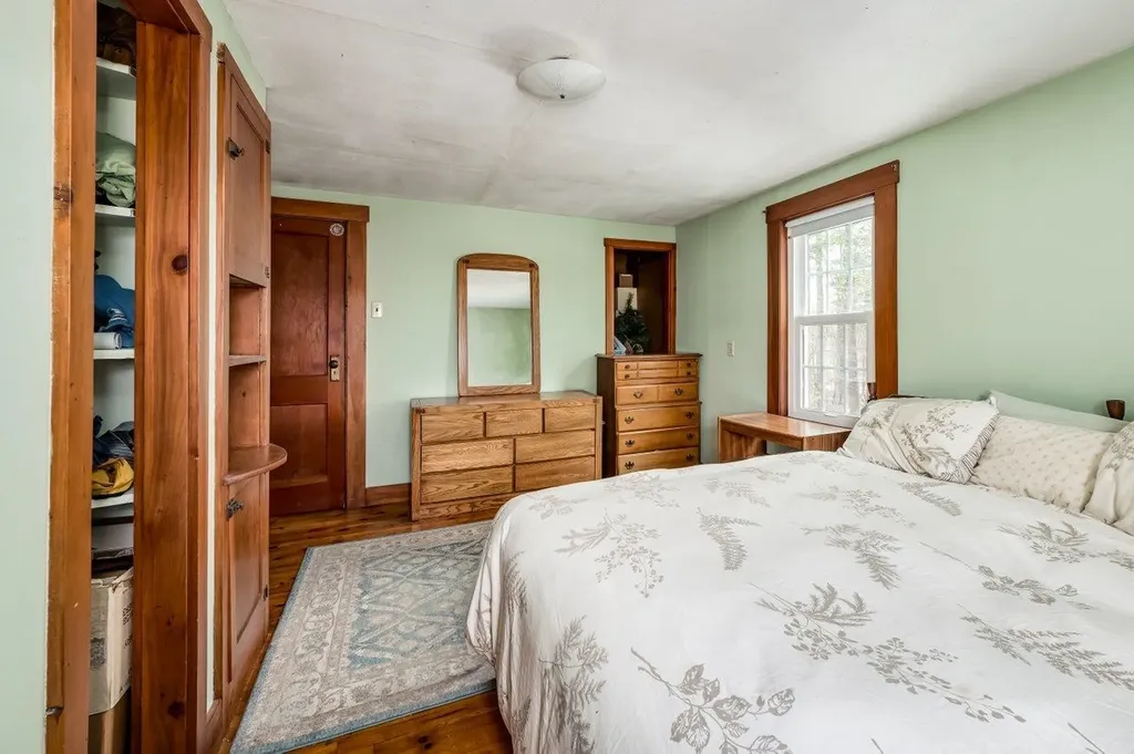 36 Highland Avenue Derry NH 03038