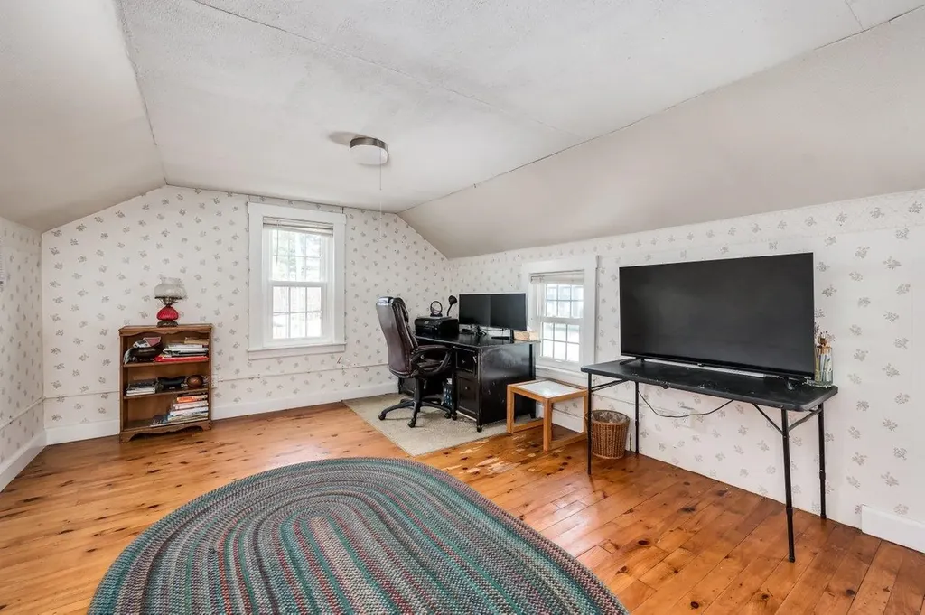 36 Highland Avenue Derry NH 03038