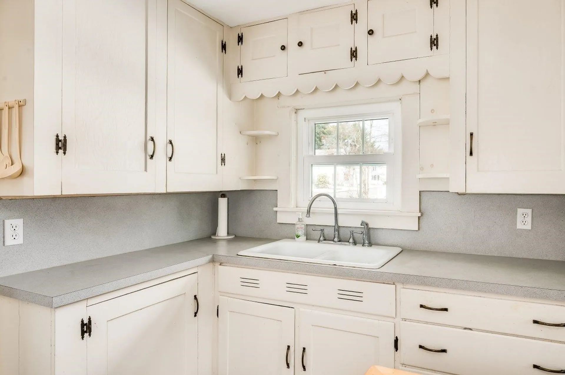 36 Highland Avenue Derry NH 03038