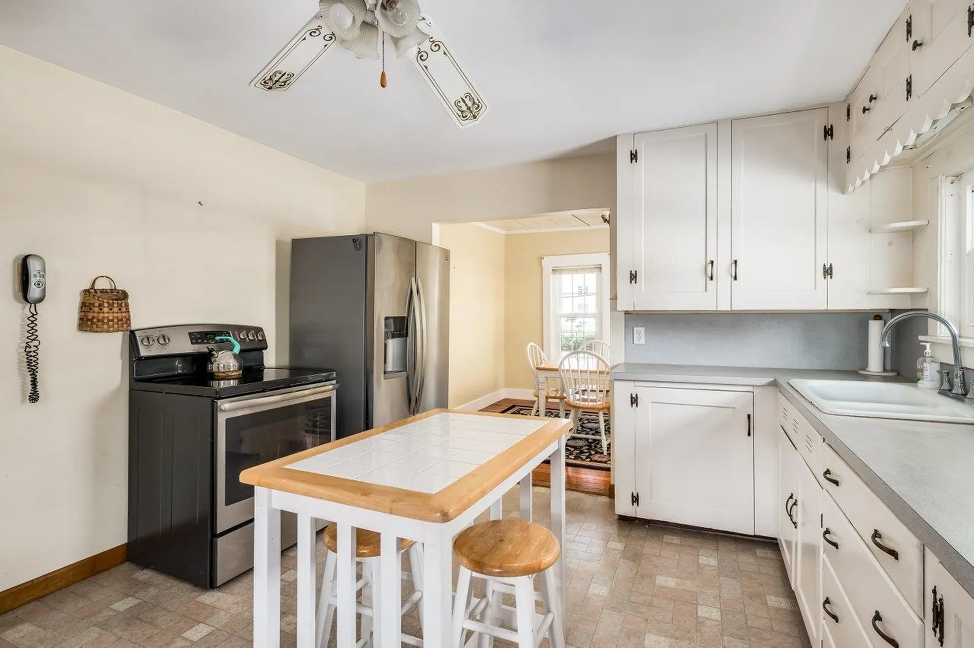 36 Highland Avenue Derry NH 03038