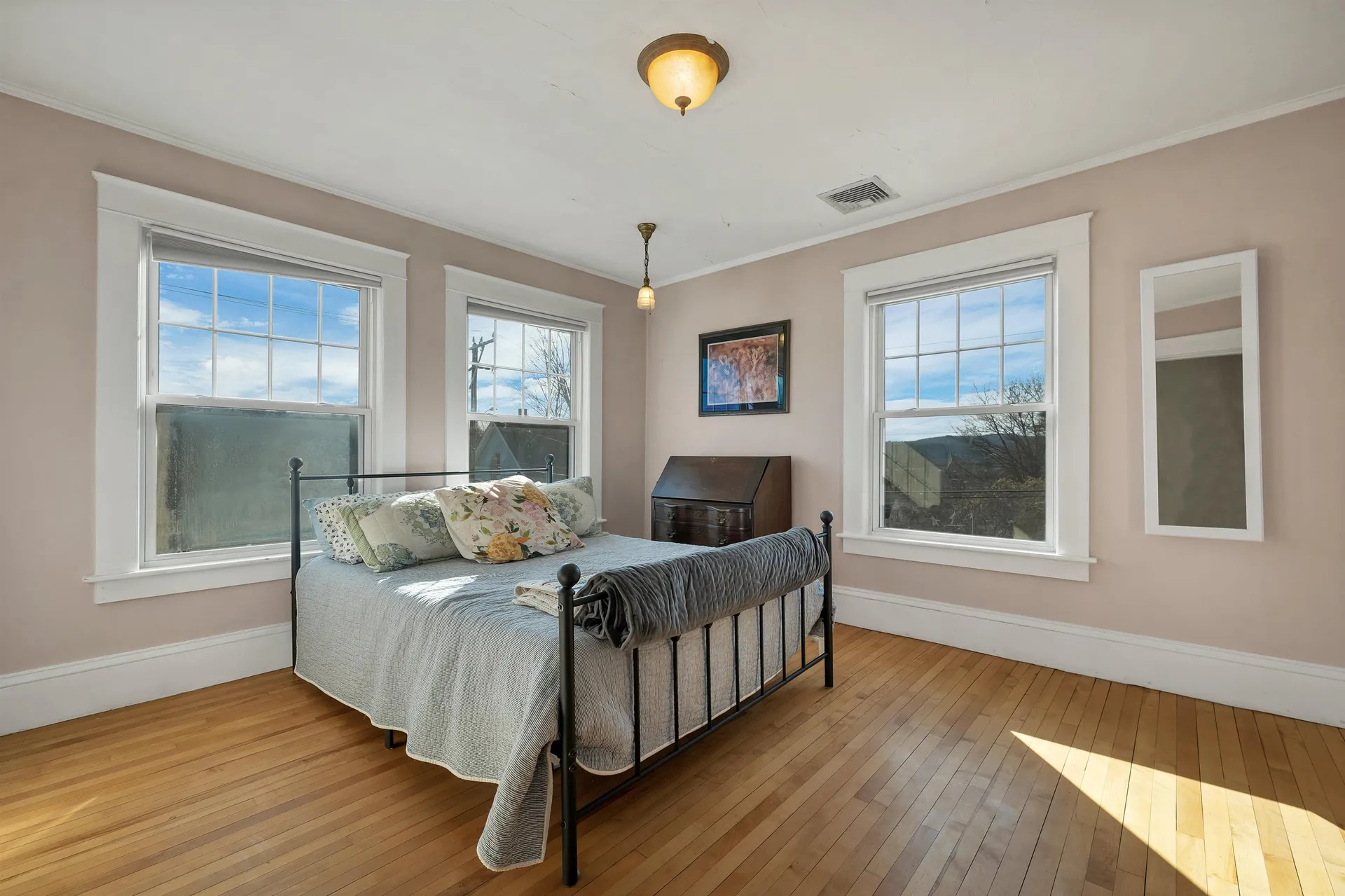 632 Central Street Franklin NH 03235