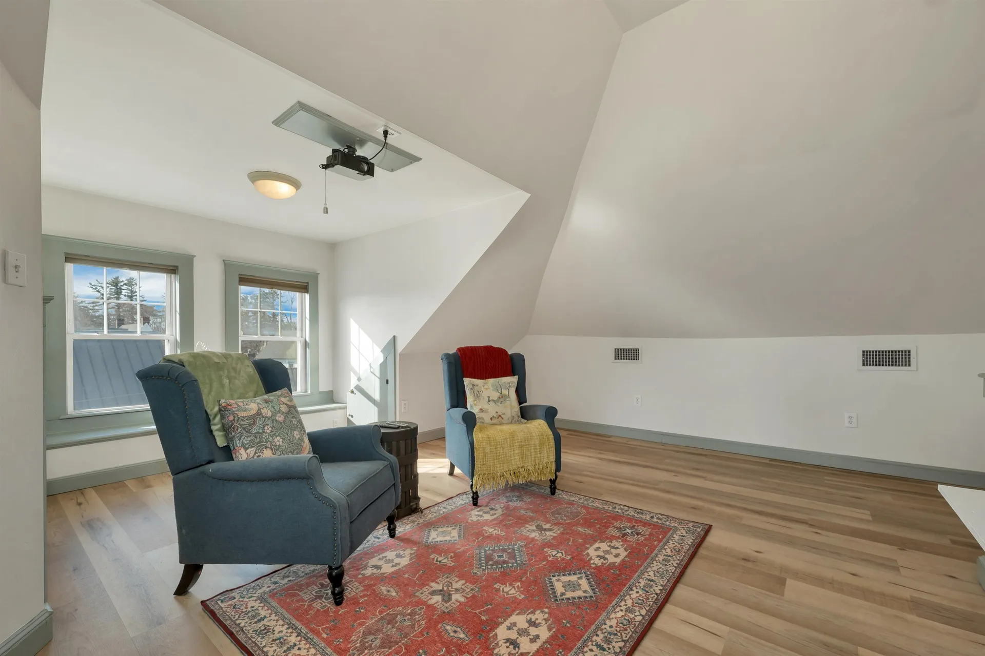 632 Central Street Franklin NH 03235