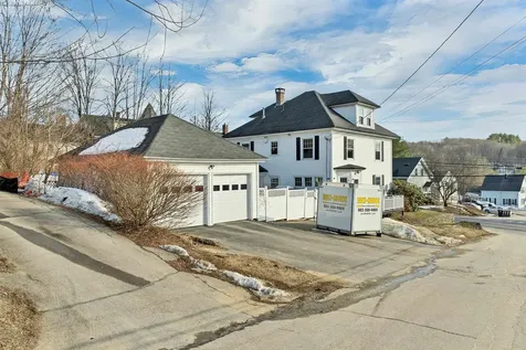 632 Central Street Franklin NH 03235