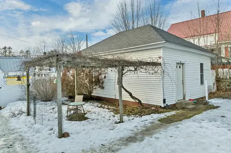 632 Central Street Franklin NH 03235