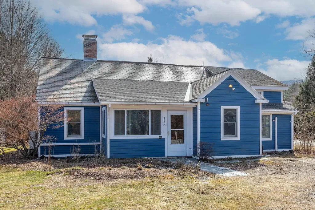 446 Highland Avenue Manchester VT 05255