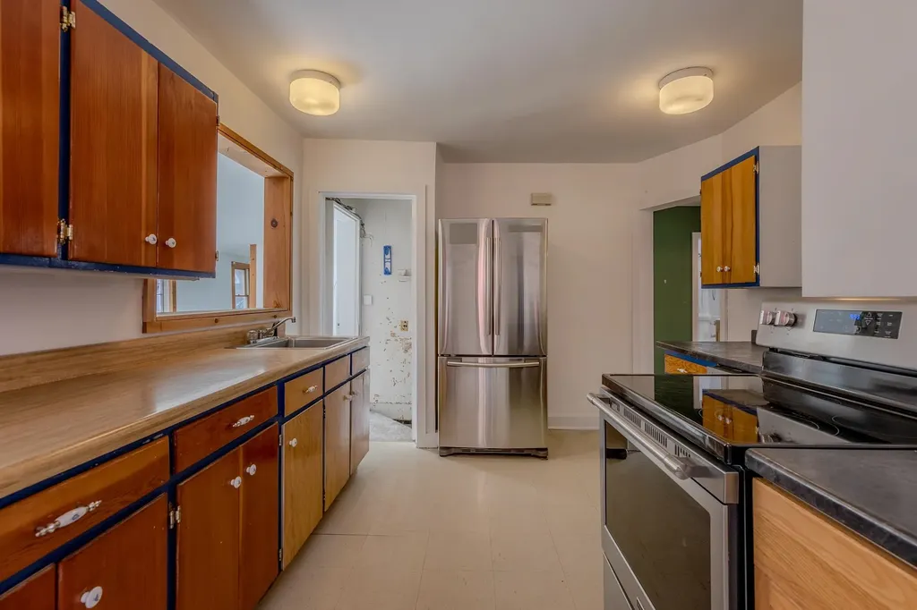 446 Highland Avenue Manchester VT 05255