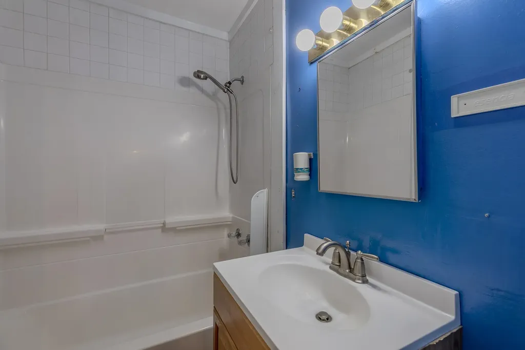 446 Highland Avenue Manchester VT 05255