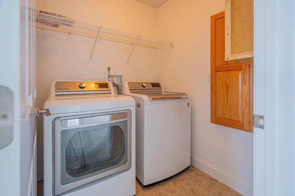 5 Lowther Place Nashua NH 03060