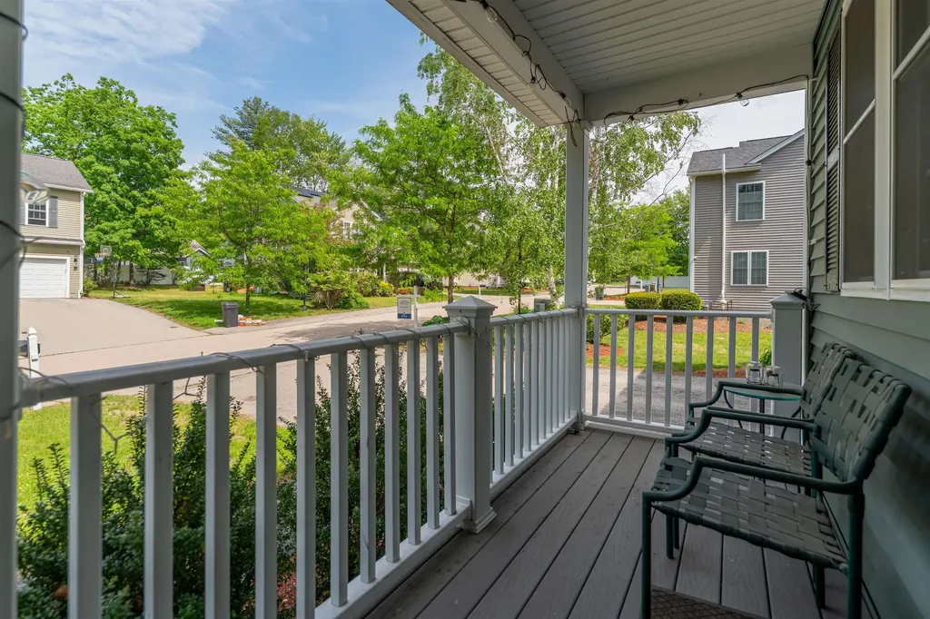 5 Lowther Place Nashua NH 03060