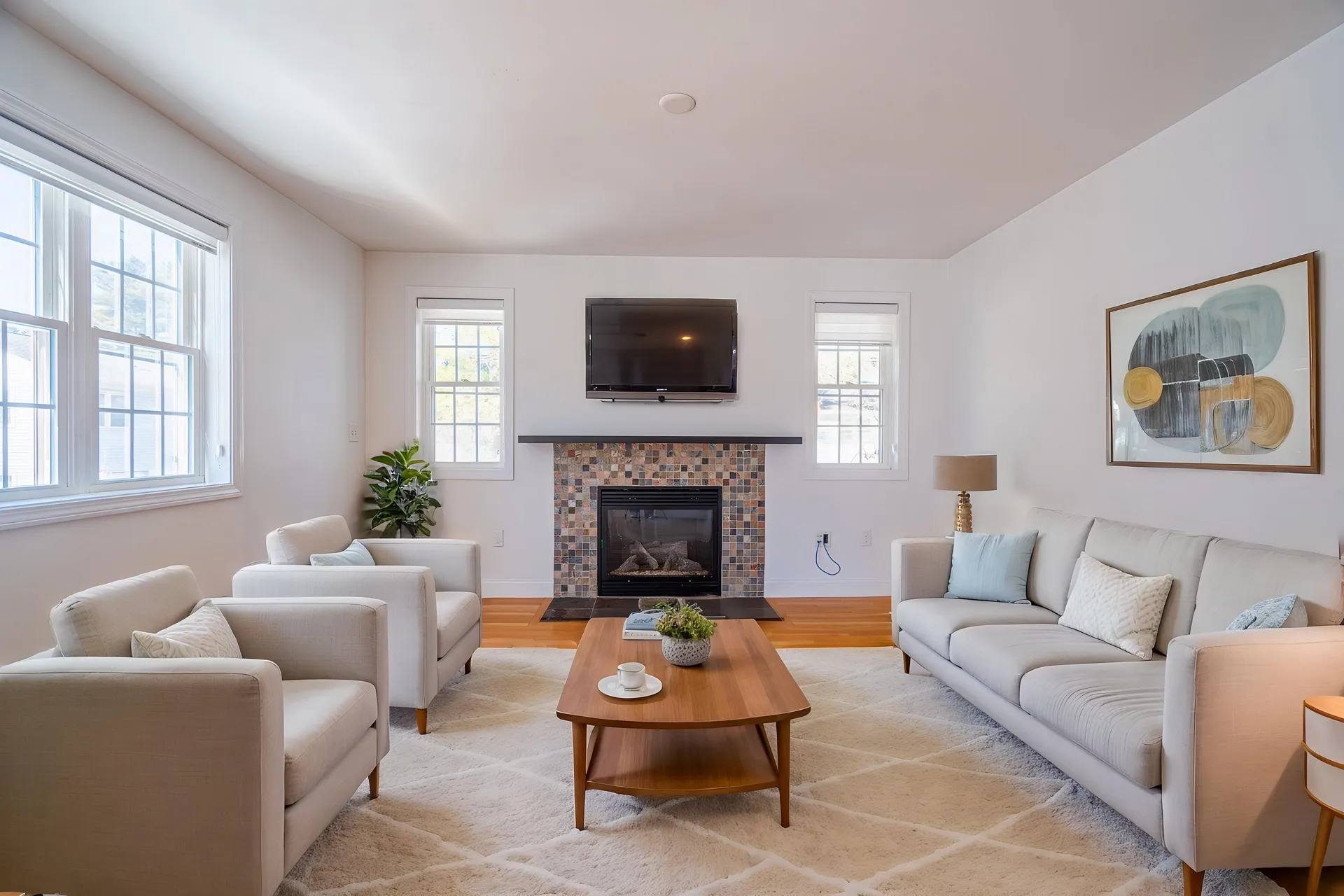 5 Lowther Place Nashua NH 03060
