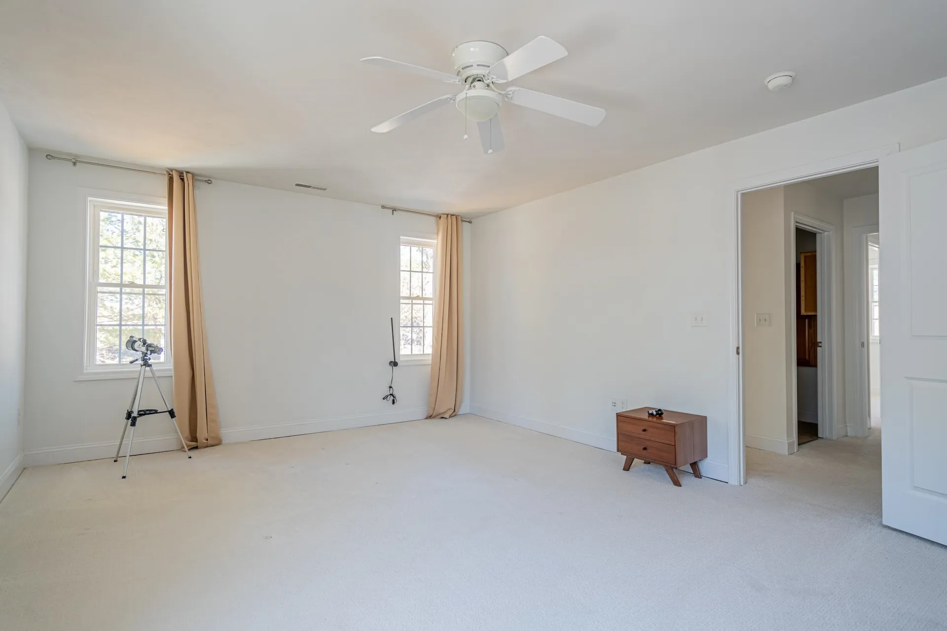 5 Lowther Place Nashua NH 03060