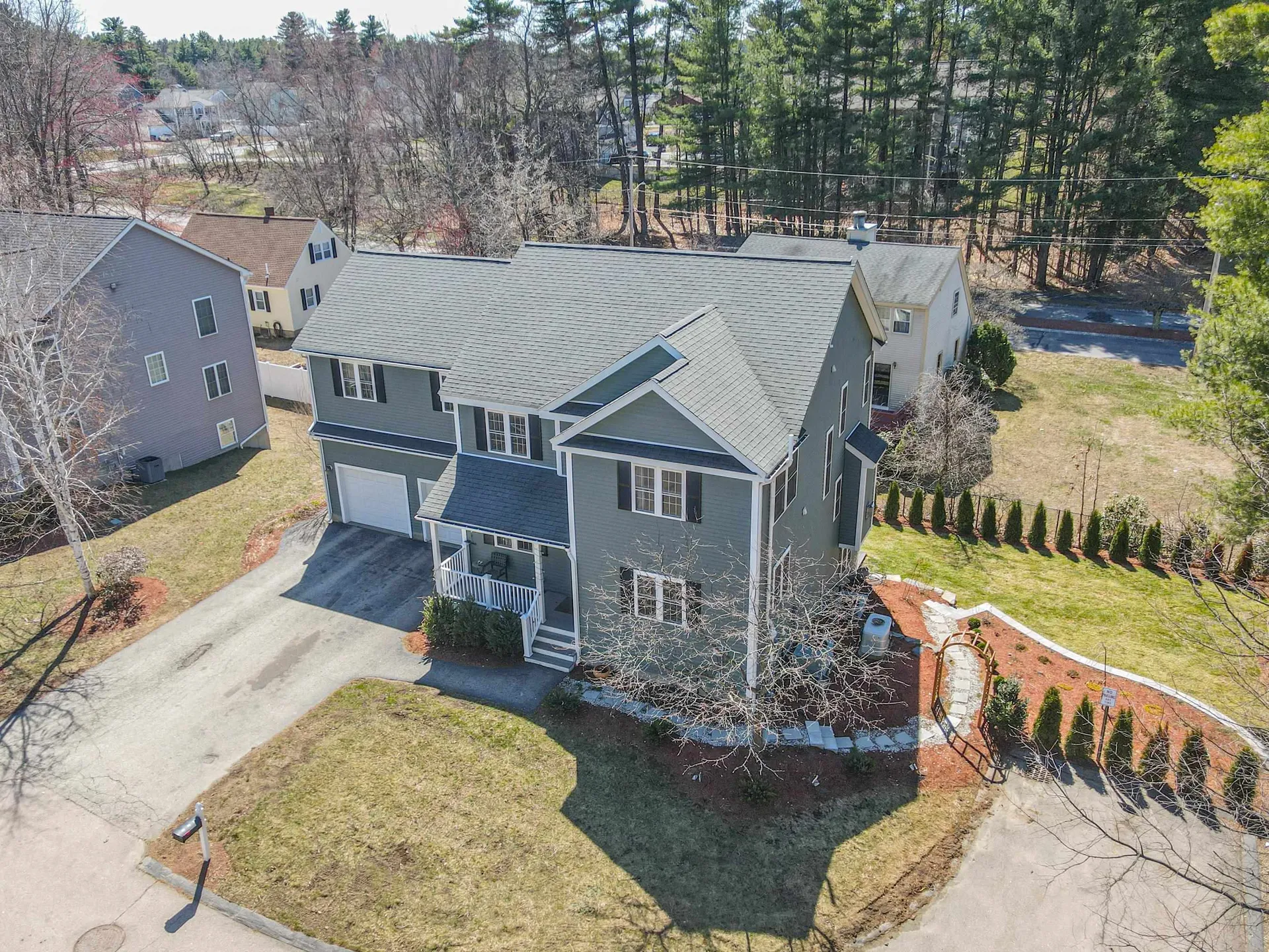 5 Lowther Place Nashua NH 03060