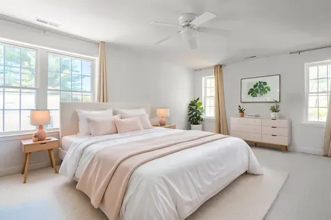 5 Lowther Place Nashua NH 03060