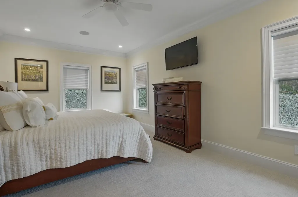 711 West Shore Road Alexandria NH 03222