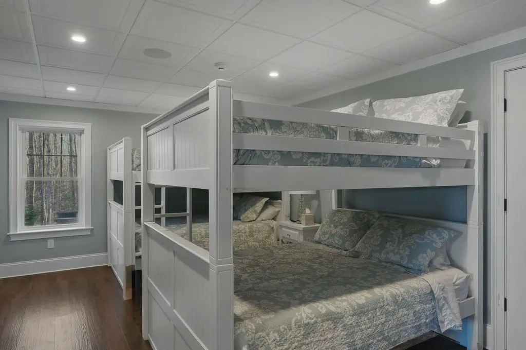 711 West Shore Road Alexandria NH 03222