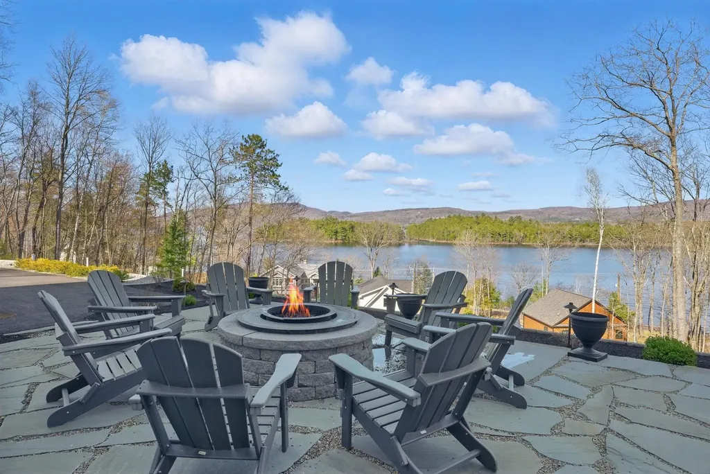 711 West Shore Road Alexandria NH 03222