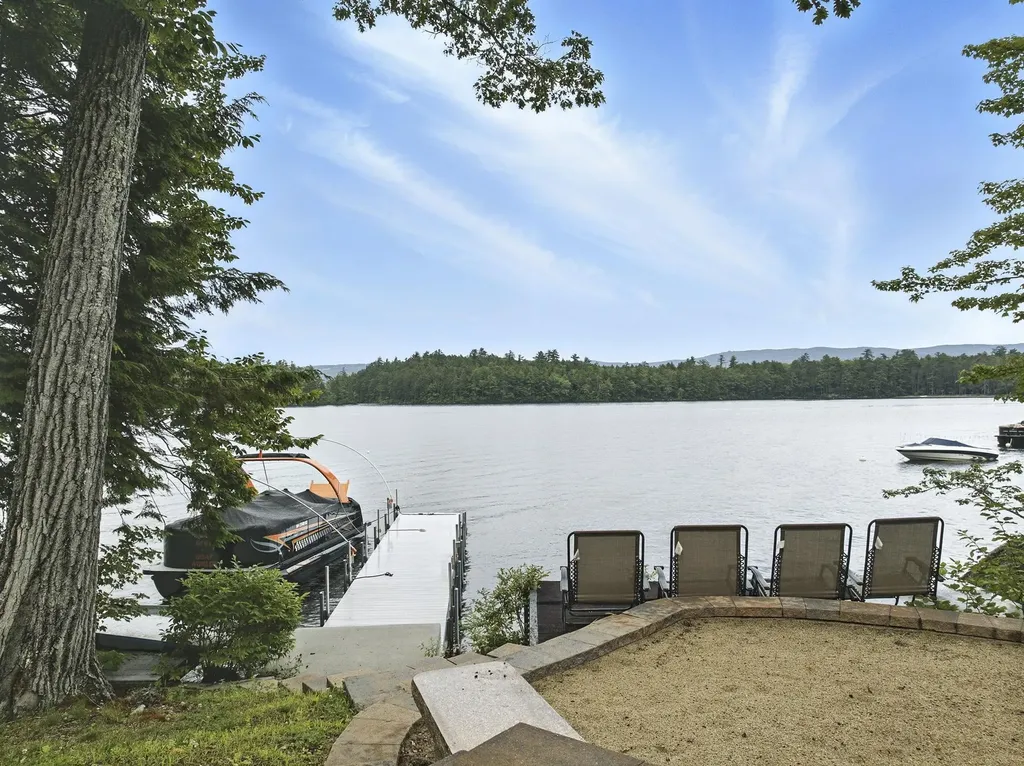 711 West Shore Road Alexandria NH 03222