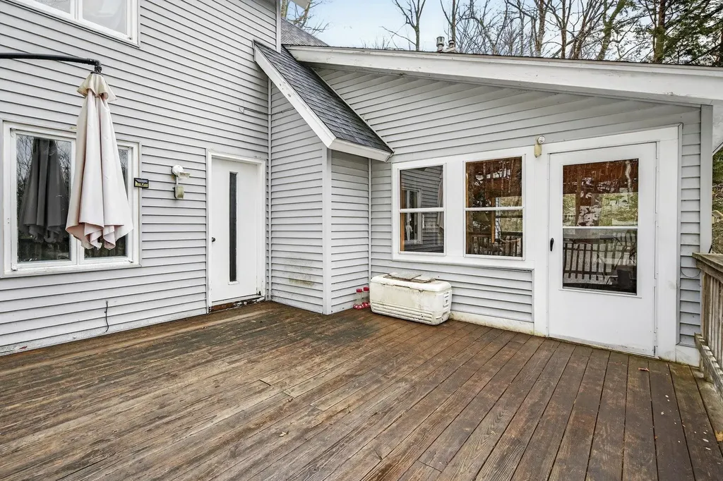 185 Reservoir Road Campton NH 03223