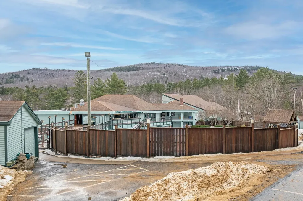 185 Reservoir Road Campton NH 03223