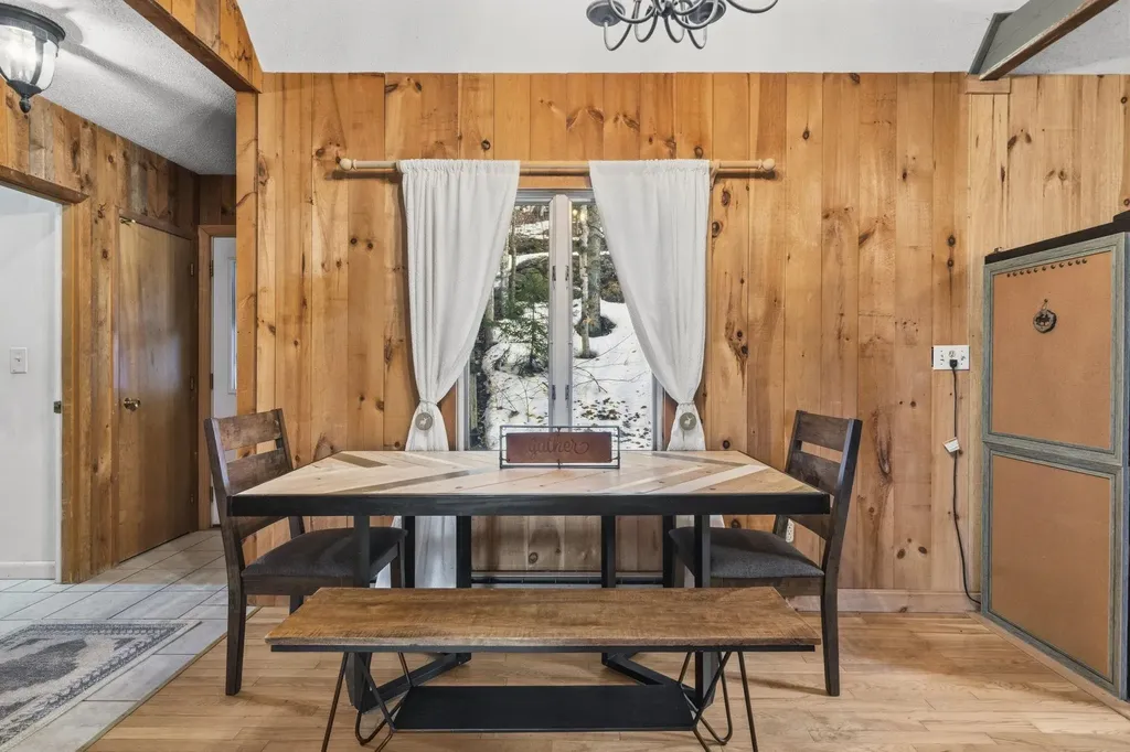 185 Reservoir Road Campton NH 03223