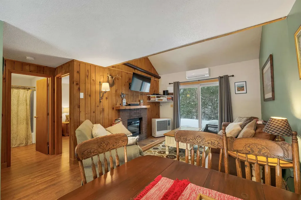 12 Streamside Road Campton NH 03223