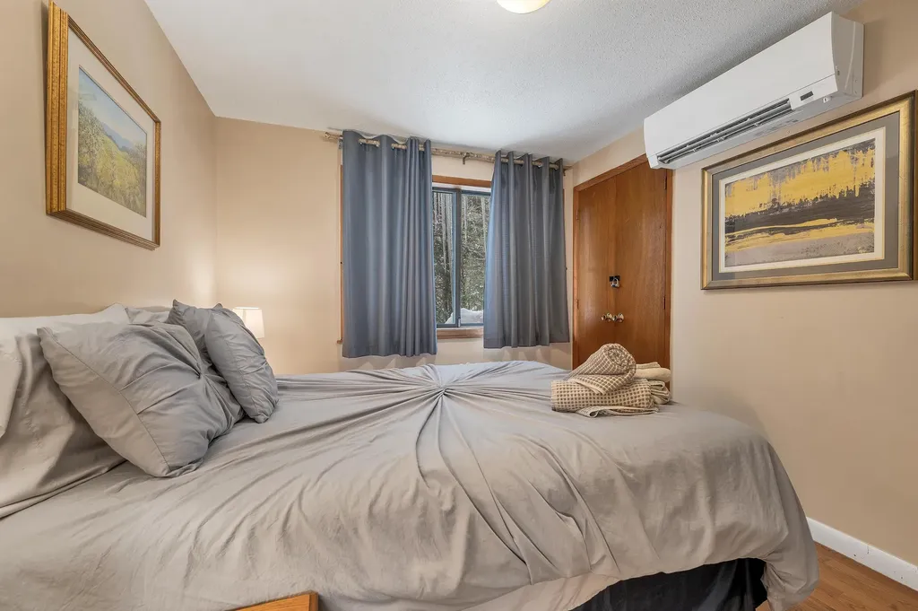 12 Streamside Road Campton NH 03223