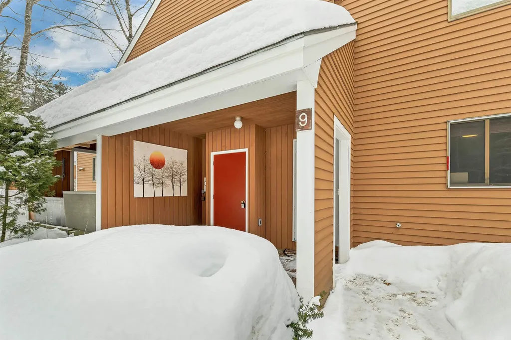 12 Streamside Road Campton NH 03223