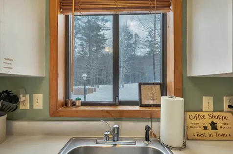 12 Streamside Road Campton NH 03223