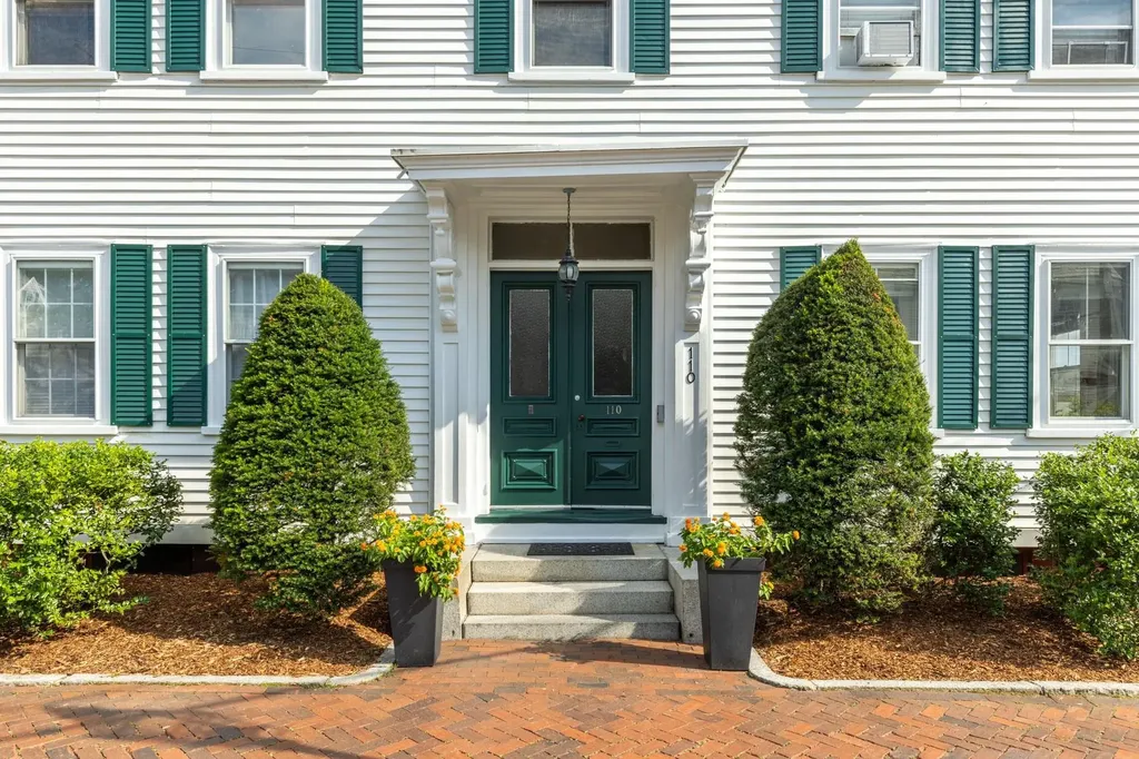 110 Court Street Portsmouth NH 03801