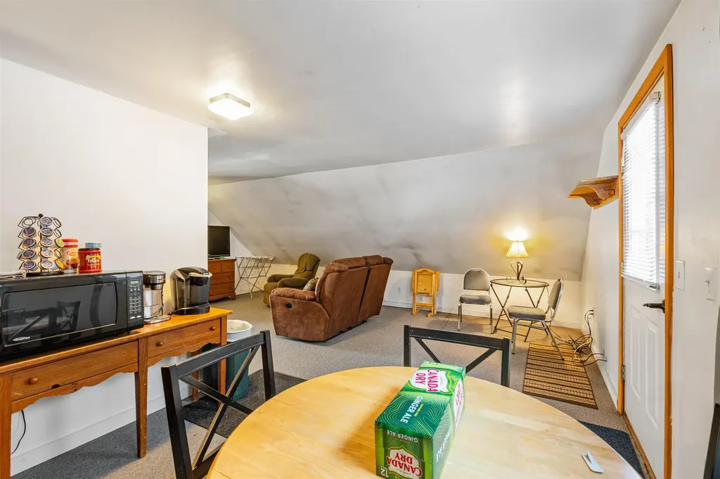 636 Meridan Hill Road Columbia NH 03576