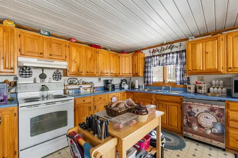 636 Meridan Hill Road Columbia NH 03576